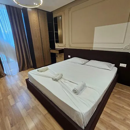 Square 21 * Tirana